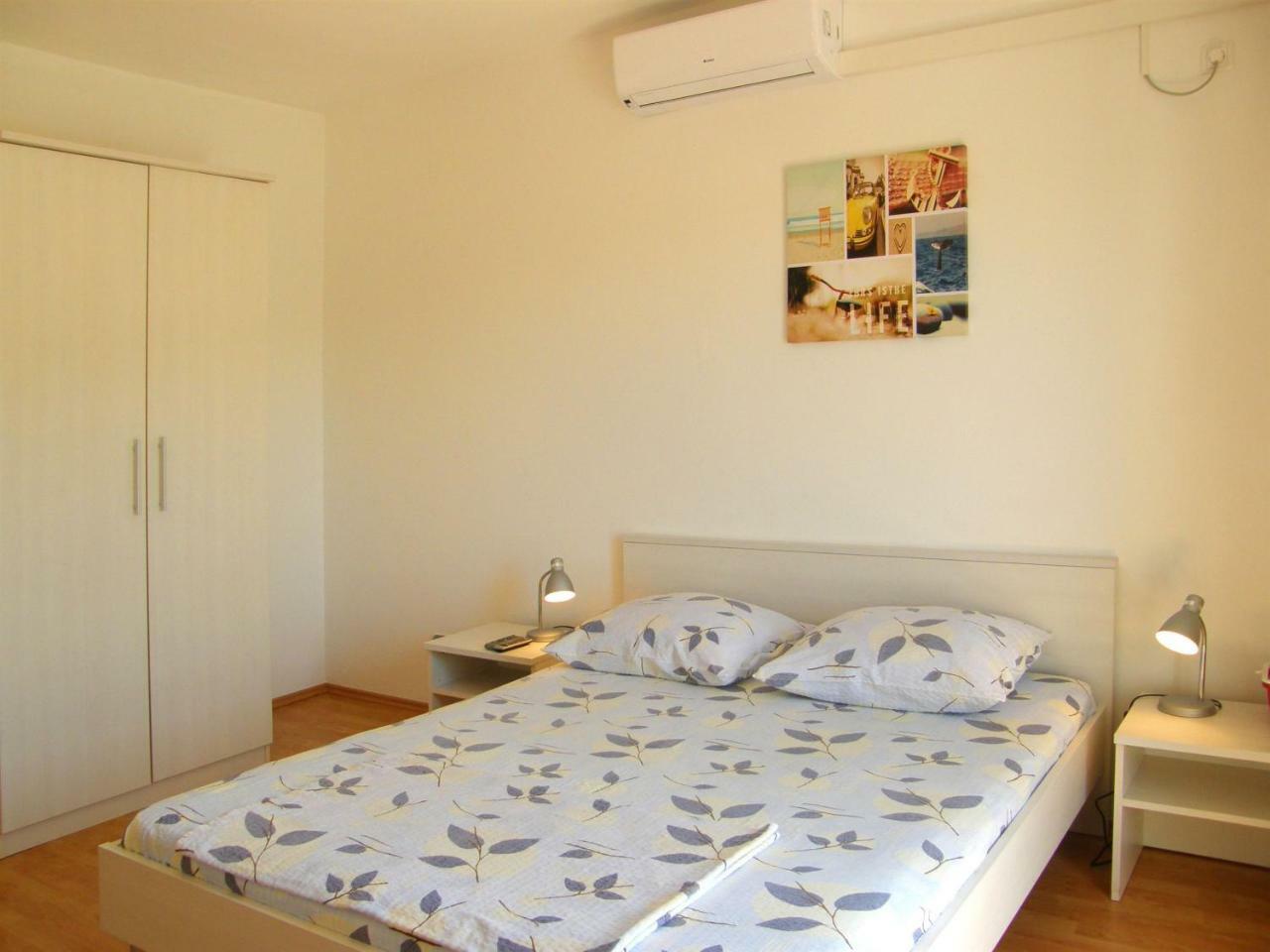 Apartments Dijo Primošten Quarto foto